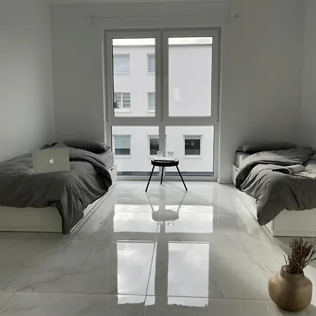 Apartment Neubau Design 4 2x Bad, Kueche, Balkon Braunschweig